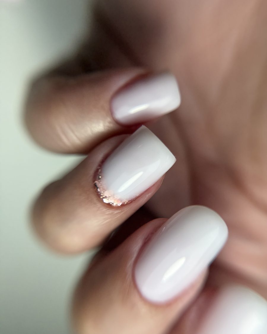 Extension forme carré, blanc laiteux avec incrustation de paillettes